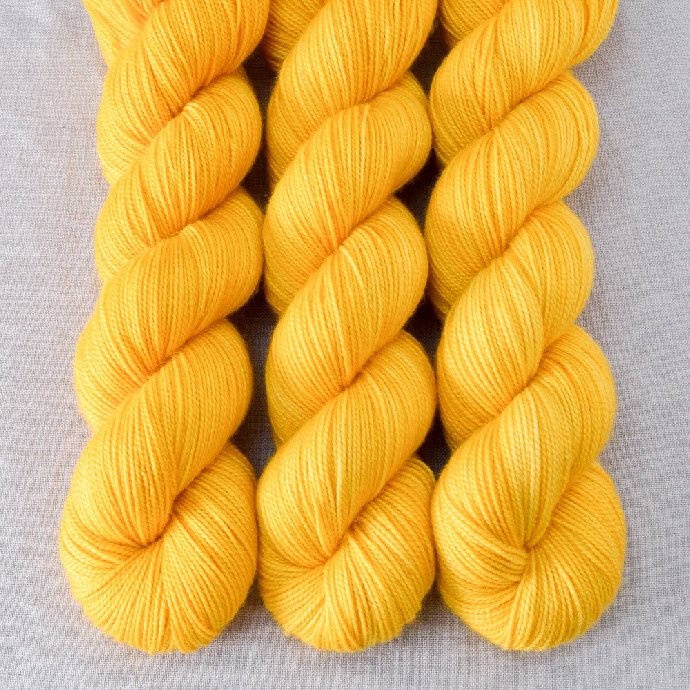 Dandelion - Miss Babs Yummy 2-Ply superwash Merino wool yarn
