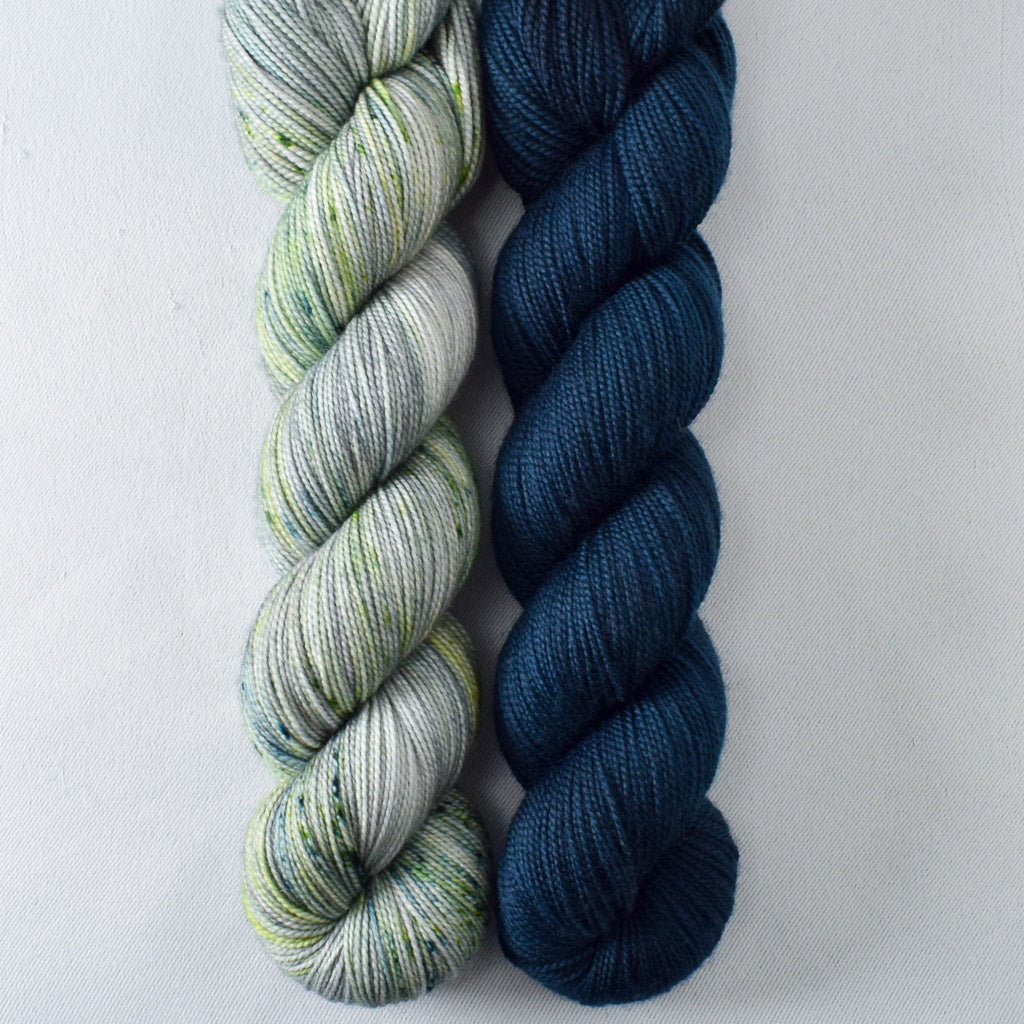 Dark Perseus, Mother Earth - Miss Babs 2-Ply Duo