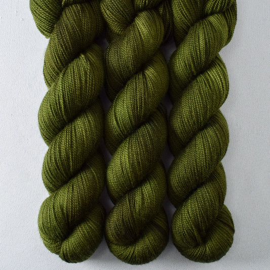 Dark Terrapin Station - Miss Babs Yummy 2-Ply yarn