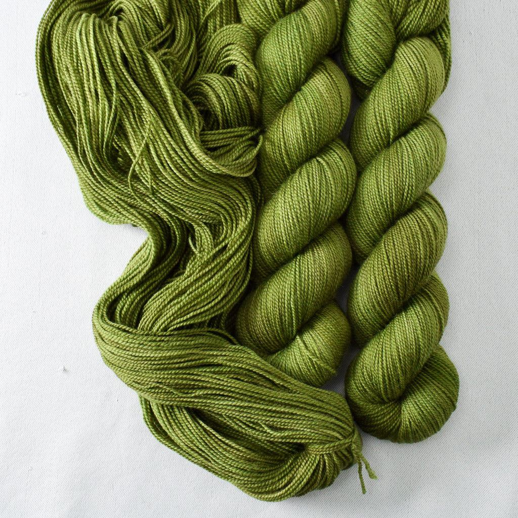 Diamondback - Miss Babs Yummy 2-Ply yarn
