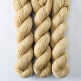 Dunes - Miss Babs Yummy 2-Ply superwash Merino wool yarn