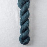 Dutch Iris 4 - Miss Babs Yummy 2-Ply superwash Merino wool yarn