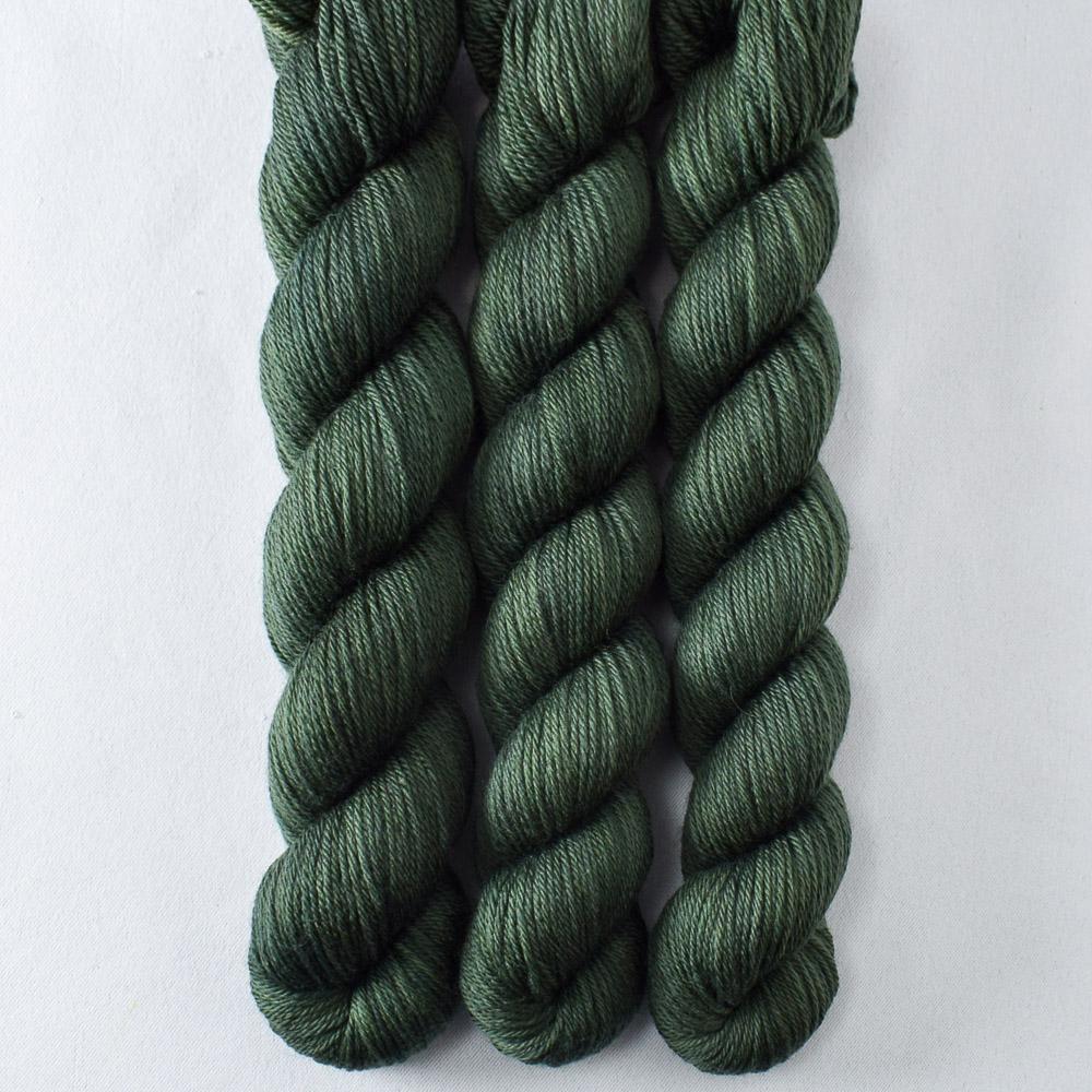 Dutch Iris 5 - Miss Babs Yowza Mini superwash Merino wool yarn