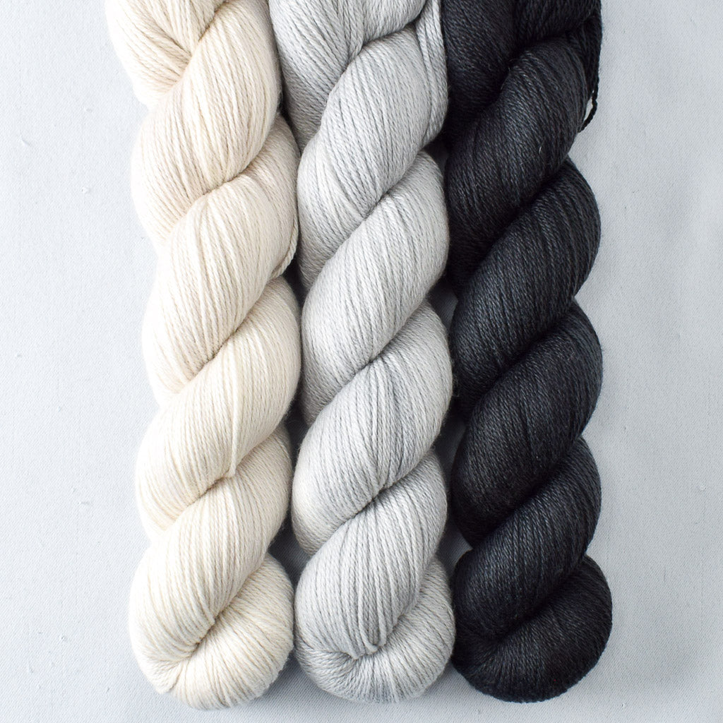 Ebony, Quicksilver, White Peppercorn - Caroline Trio