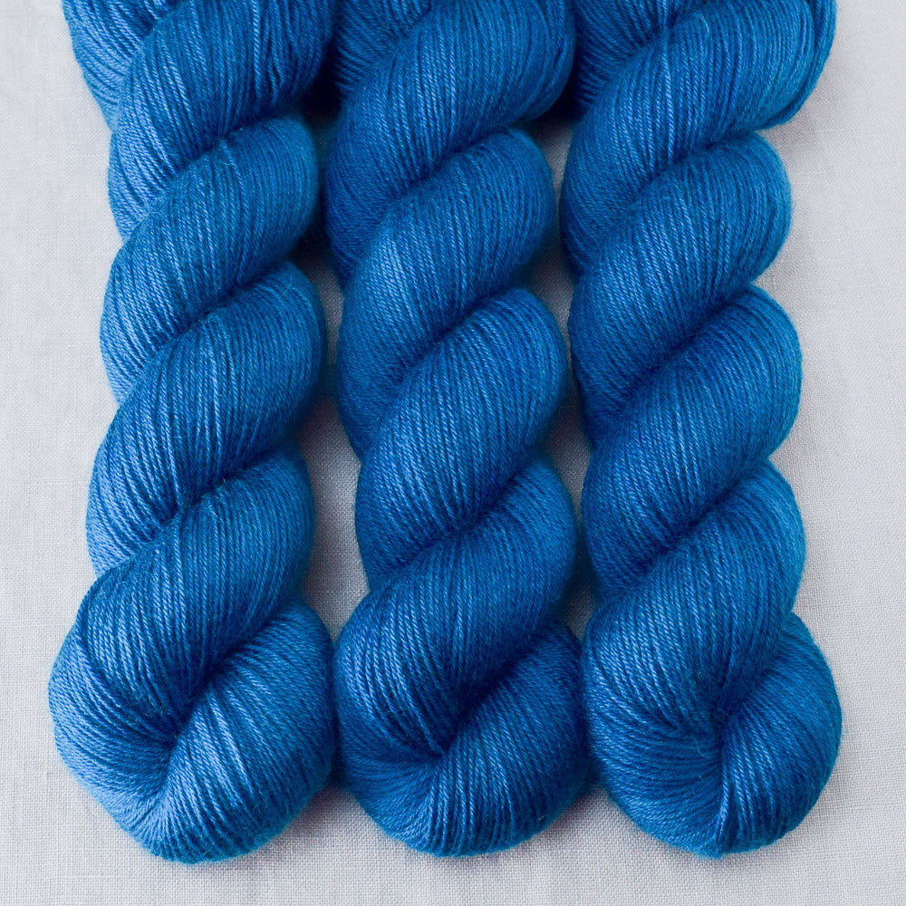 Echo - Miss Babs Katahdin 437 superwash BFL wool yarn