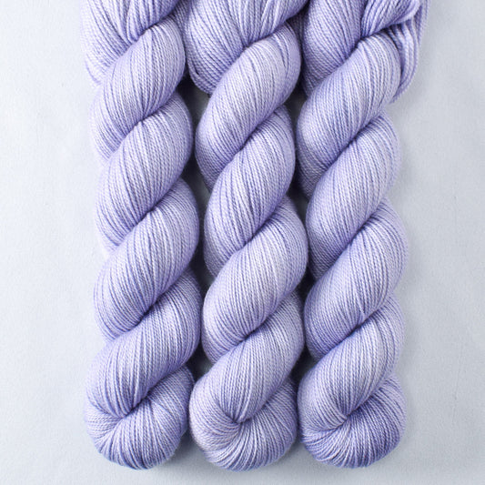 Electra - Miss Babs Yummy 2-Ply superwash Merino wool yarn