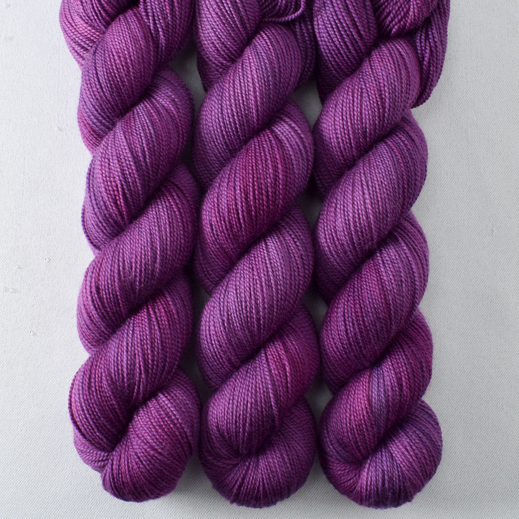 Elsewhere - Miss Babs Yummy 2-Ply yarn