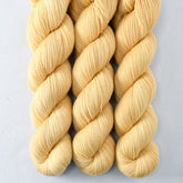 Embossed - Miss Babs Avon yarn