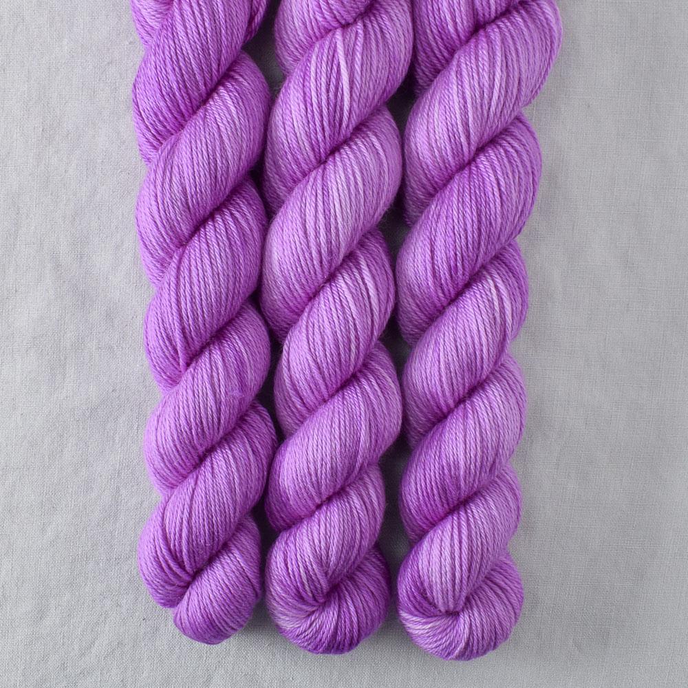 Ergosphere - Miss Babs Yowza Mini superwash Merino wool yarn