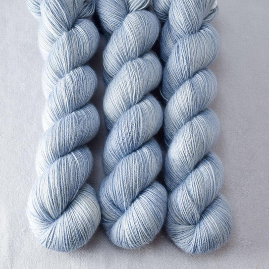 Faded - Miss Babs Katahdin 437 yarn