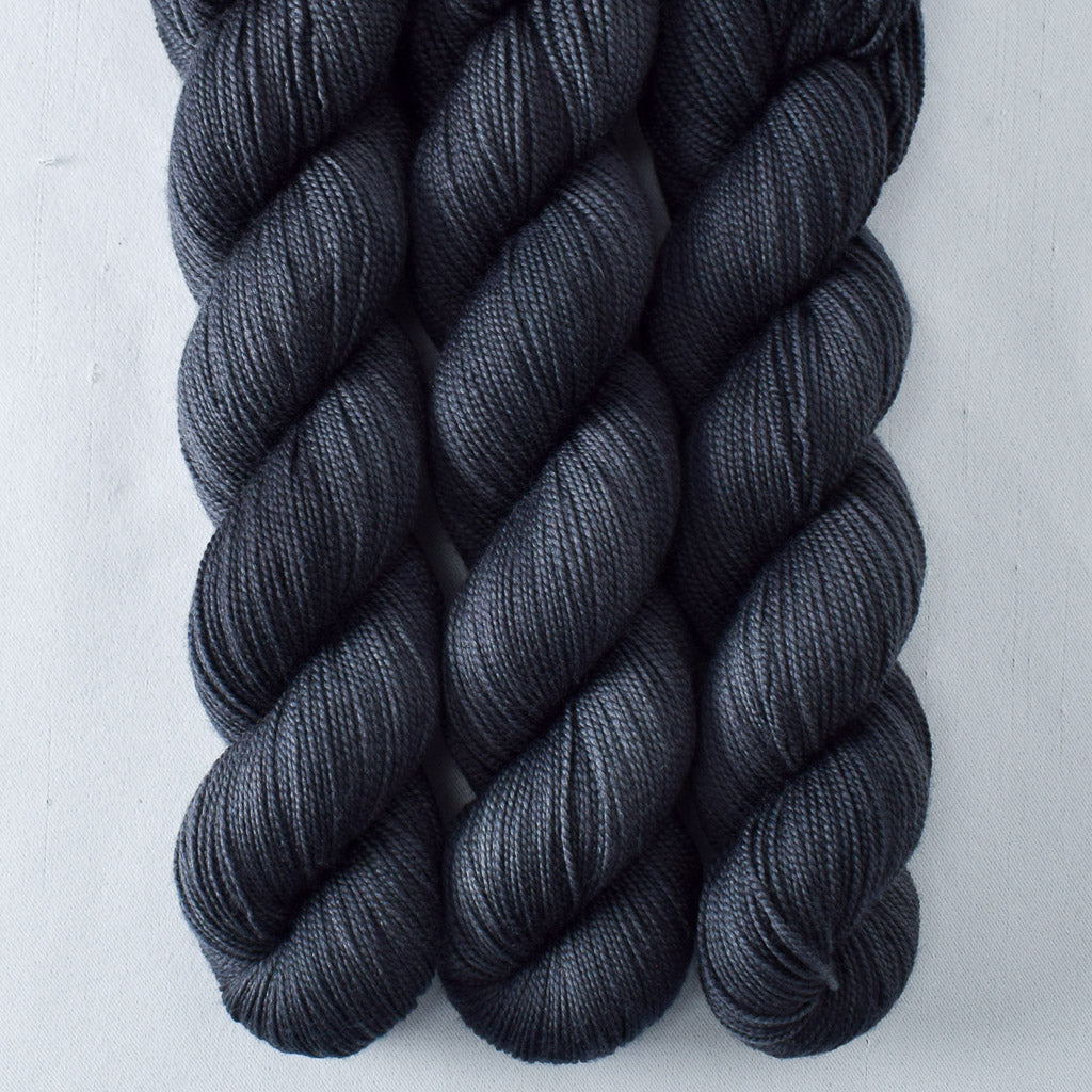 Fafnir - Miss Babs Yummy 2-Ply superwash Merino wool yarn