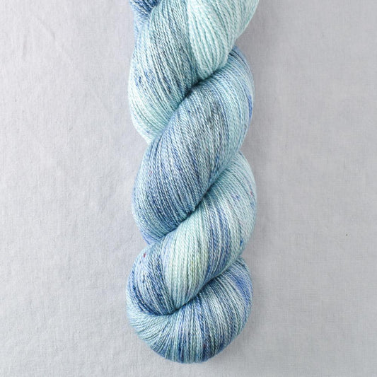 Fiberworld 2020 - Miss Babs Yearning yarn