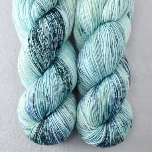 Fiberworld 2020 - Miss Babs Yowza yarn