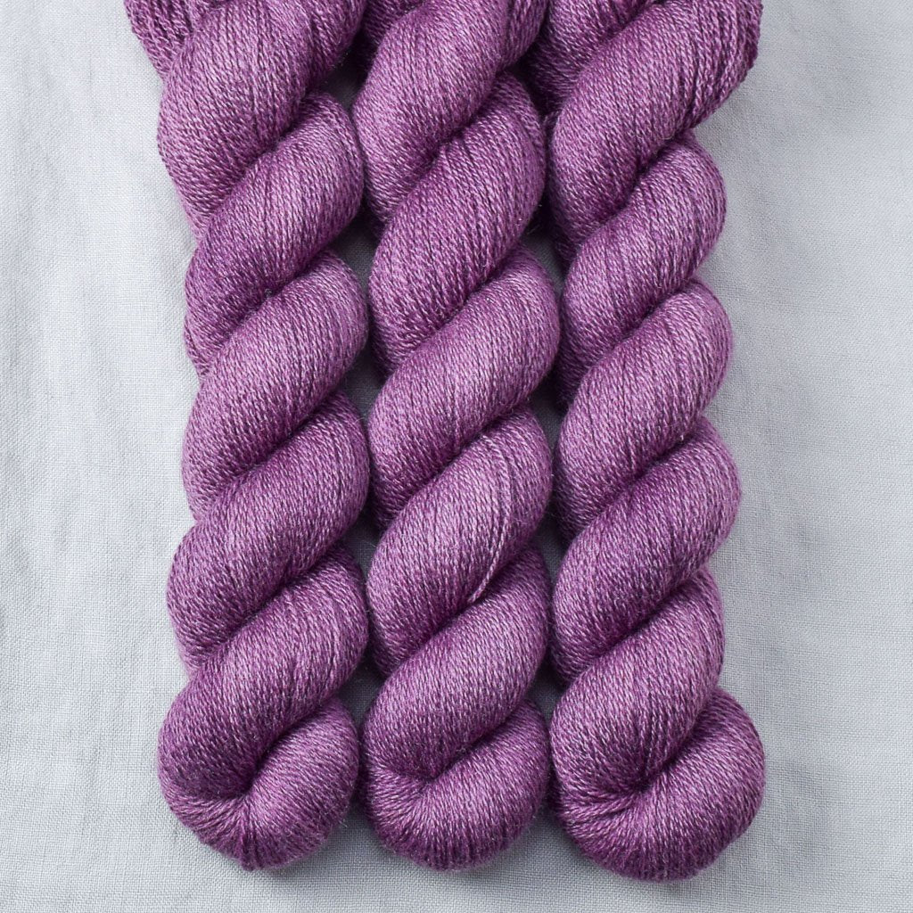 Fig - Miss Babs Yet yarn