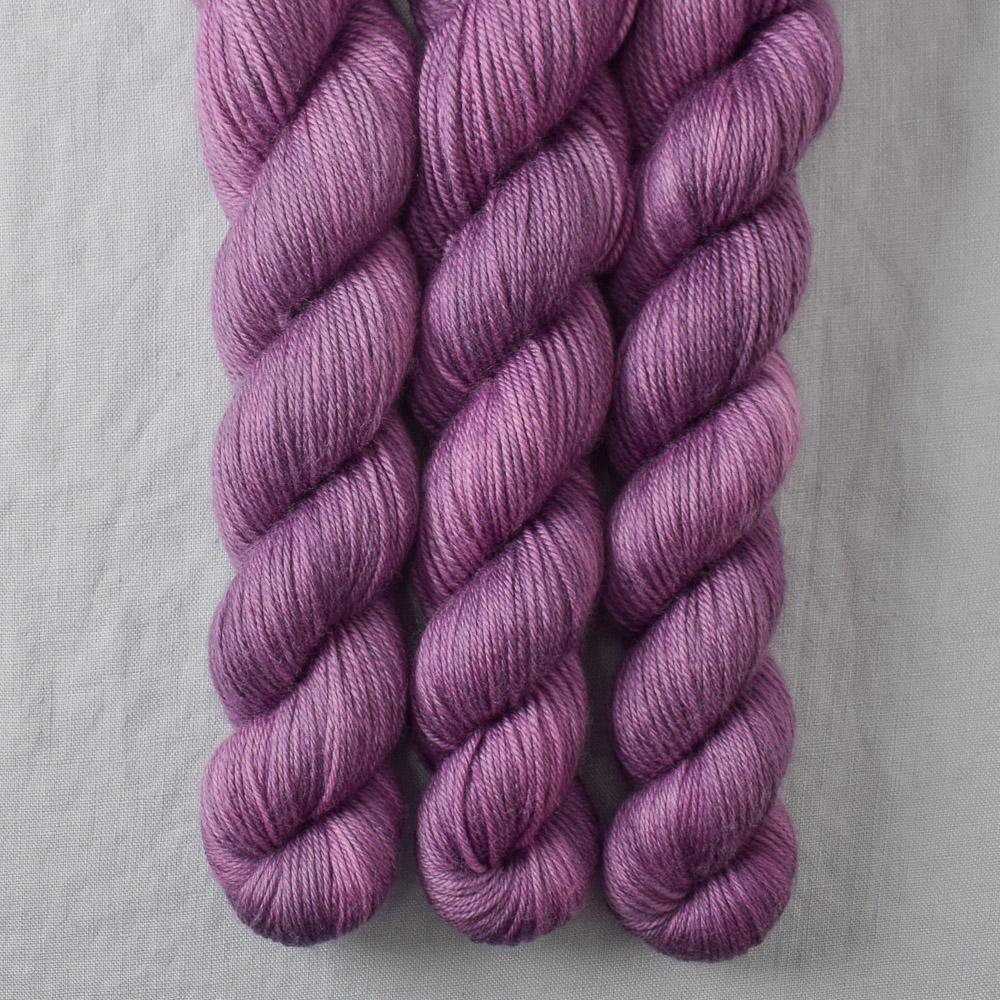 Fig - Miss Babs Yowza Mini superwash Merino wool yarn