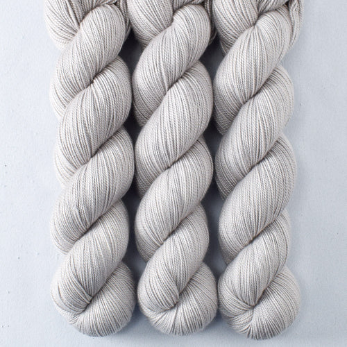 Fleur de Sel - Miss Babs Avon yarn