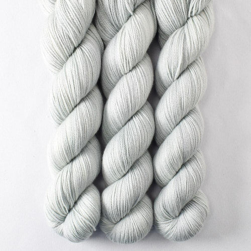 Fogbound - Miss Babs Caroline merino-cashmere-nylon yarn