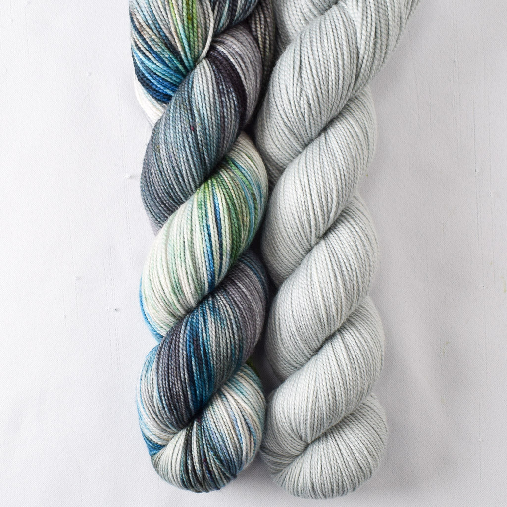 Fogbound, Ghost Ship - Miss Babs 2-Ply Duo