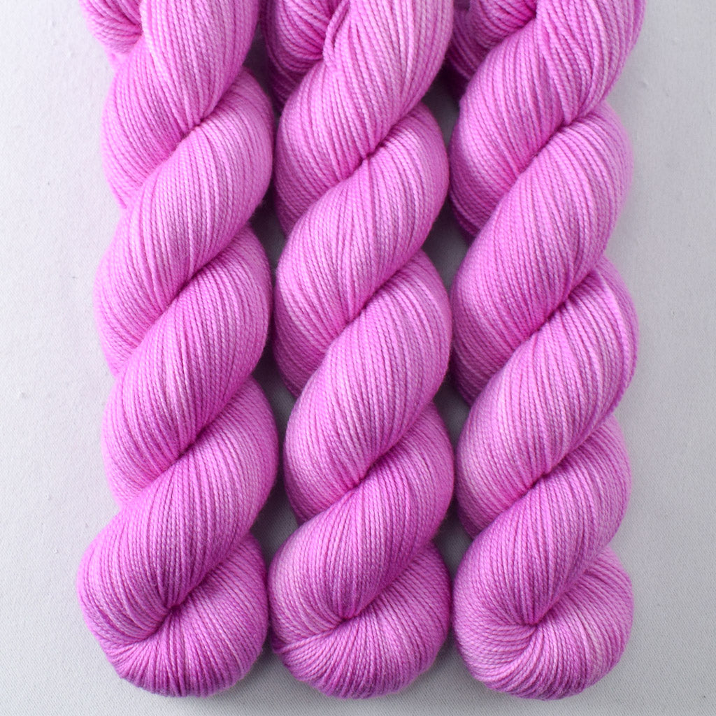 Foxglove - Miss Babs Yummy 2-Ply superwash Merino wool yarn