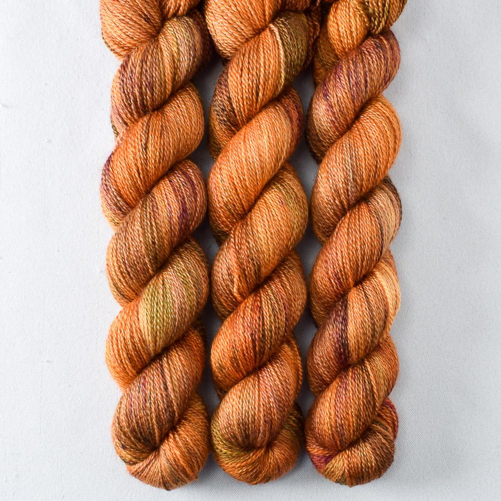 Foxy - Miss Babs Yet yarn