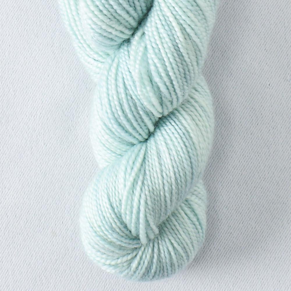 Fresh Air - Miss Babs Yummy 2-Ply Toes superwash Merino wool yarn