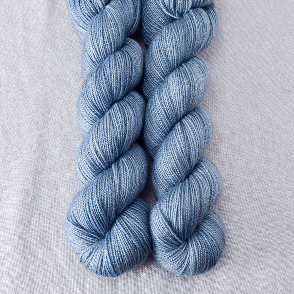 Friends - Miss Babs Yummy 2-Ply superwash Merino wool yarn