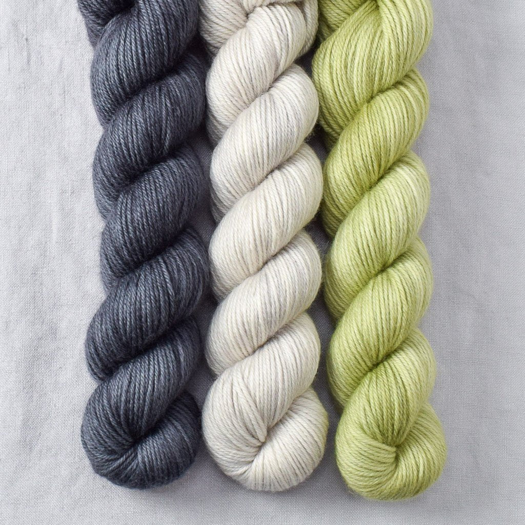 Frog Belly, Pewter, White Peppercorn - Miss Babs Yowza Mini Trio