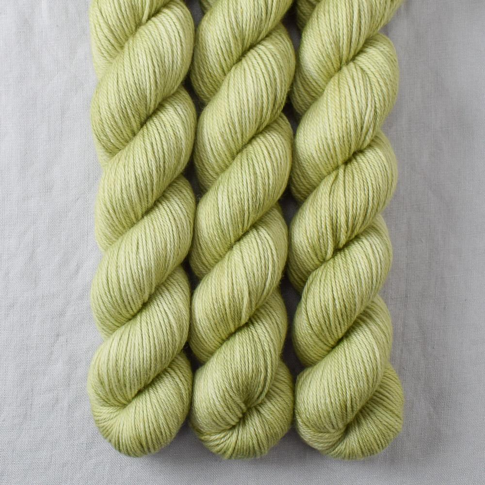 Frog Belly - Miss Babs Yowza Mini superwash Merino wool yarn