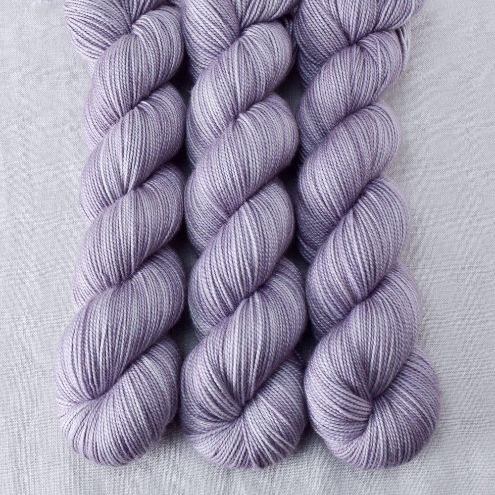 Frolic - Miss Babs Yummy 2-Ply superwash Merino wool yarn