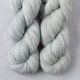 Frosty Kiss - Miss Babs Yummy 2-Ply Toes superwash Merino wool yarn