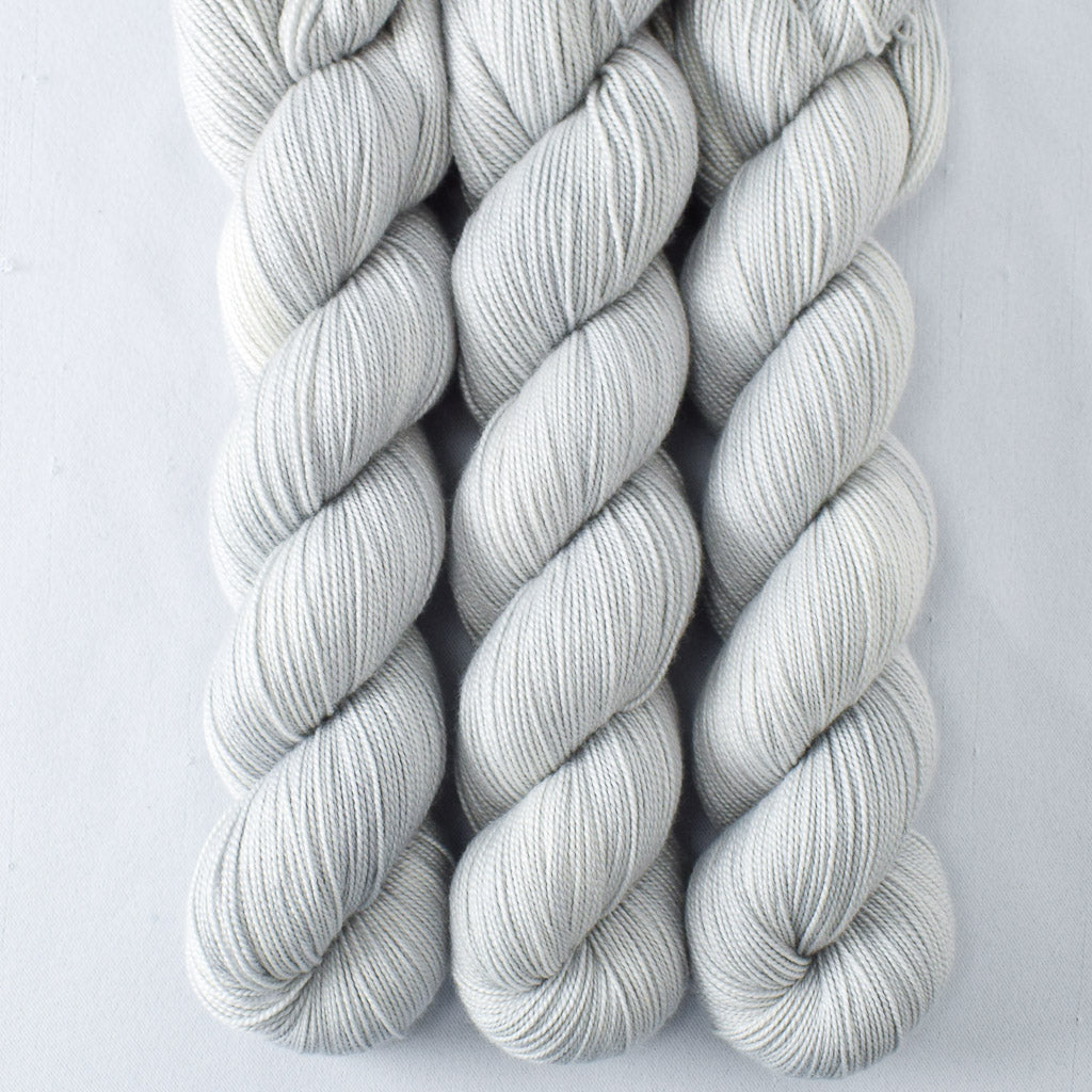 Frozen - Miss Babs Avon yarn
