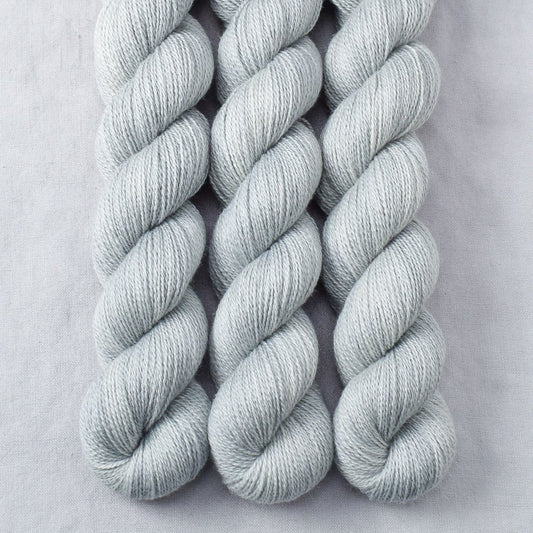 Frozen - Miss Babs Yet yarn