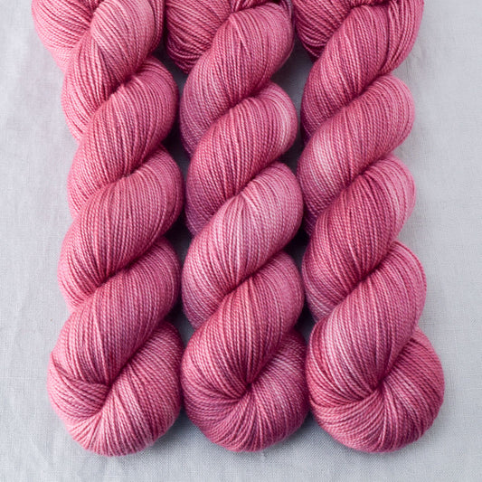 Furud - Miss Babs Yummy 2-Ply yarn