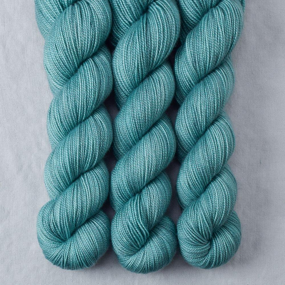 Gampi - Miss Babs Yummy 2-Ply superwash Merino wool yarn