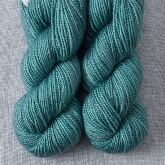 Gampi - Miss Babs Yummy 2-Ply Toes superwash Merino wool yarn