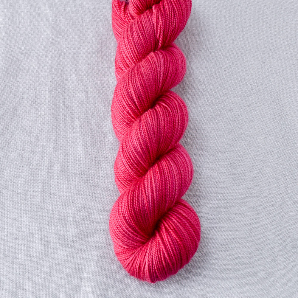 Gerbera - Miss Babs Yummy 2-Ply superwash Merino wool yarn