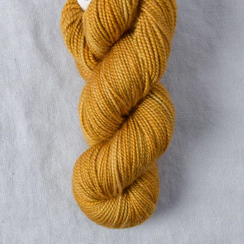 Gilded - Miss Babs Yummy 2-Ply Toes superwash Merino wool yarn