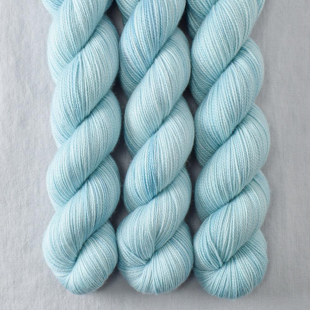 Glaze - Miss Babs Yummy 2-Ply superwash Merino wool yarn