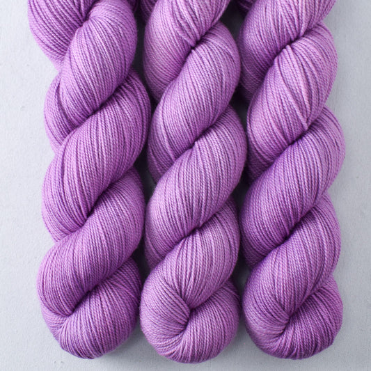 Glimmer - Miss Babs Yummy 2-Ply superwash Merino wool yarn
