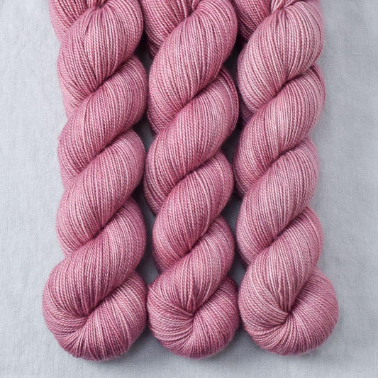 Glow - Miss Babs Yummy 2-Ply yarn