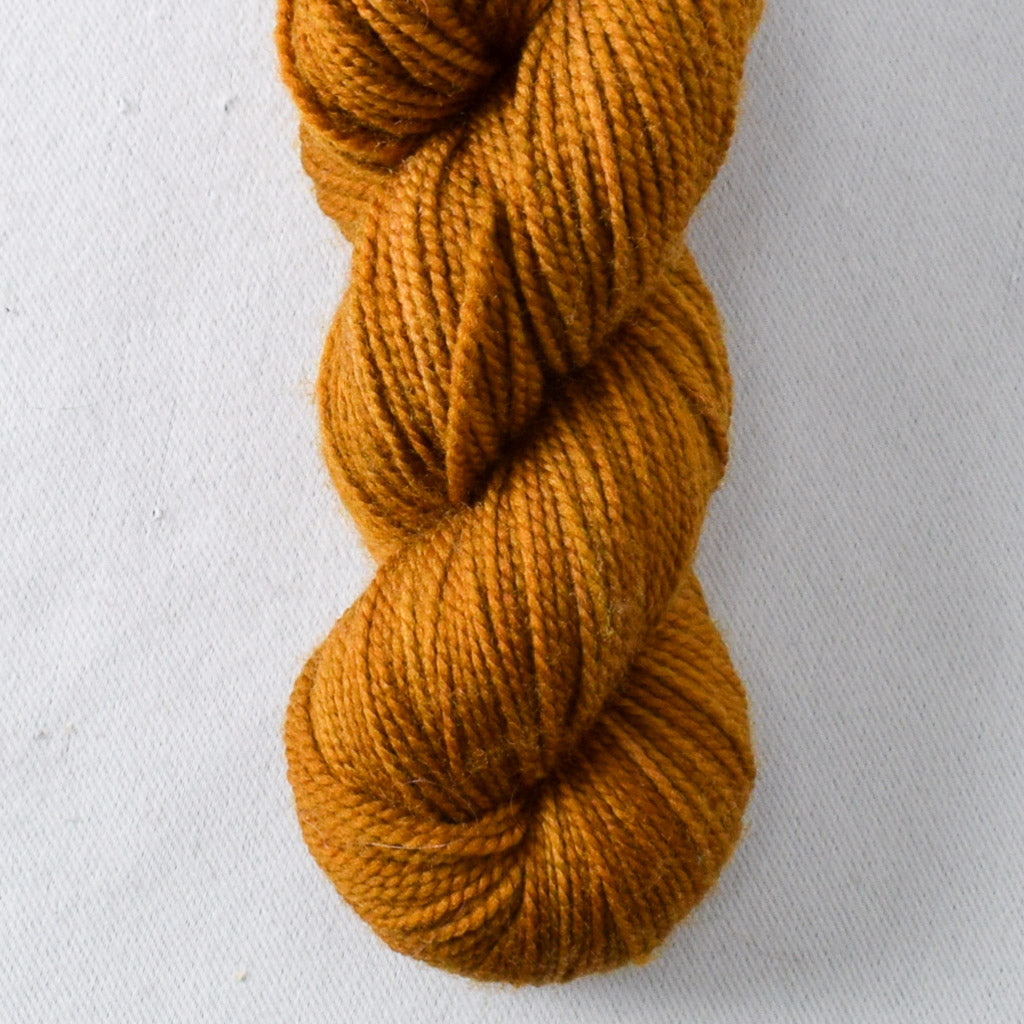 Gold Leaf - Miss Babs Yummy 2-Ply Toes superwash Merino wool yarn