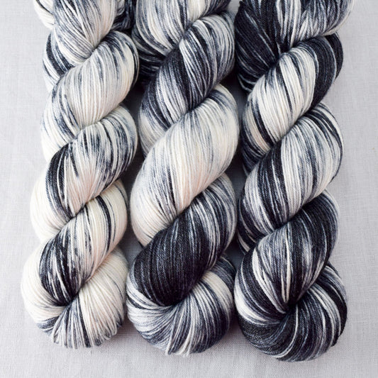 Graphic - Miss Babs Tarte wool blend sock yarn