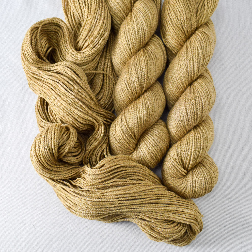 Hayrick - Miss Babs Killington wool and silk blend yarn