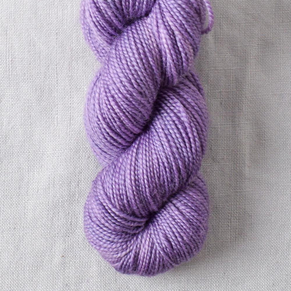 Himmelviolett - Miss Babs Yummy 2-Ply Toes superwash Merino wool yarn