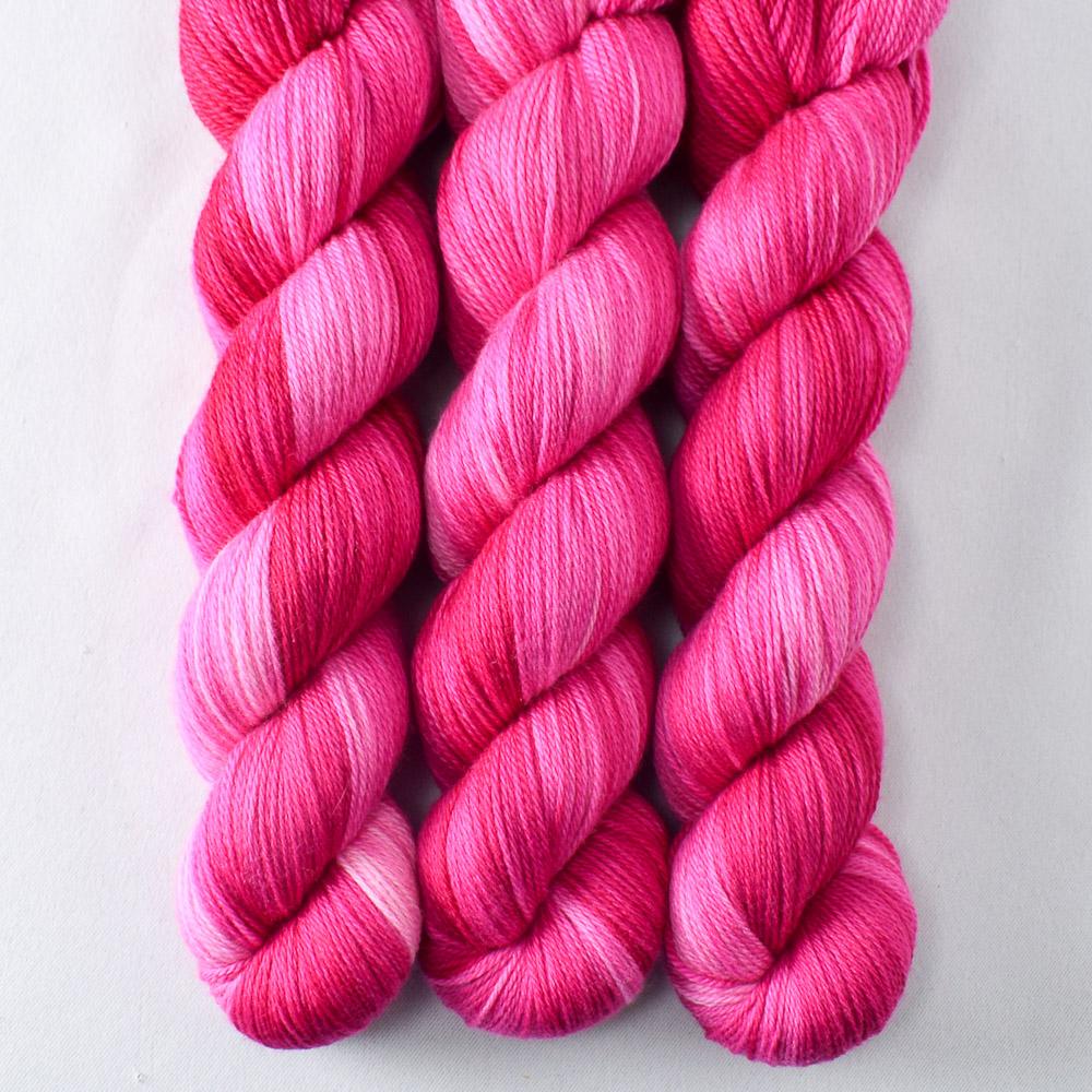 Hot to Trot - Miss Babs Caroline merino-cashmere-nylon yarn
