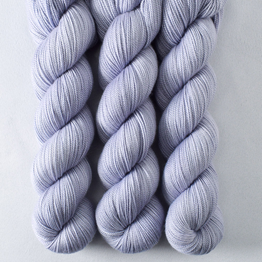 Hydrangea - Miss Babs Avon yarn