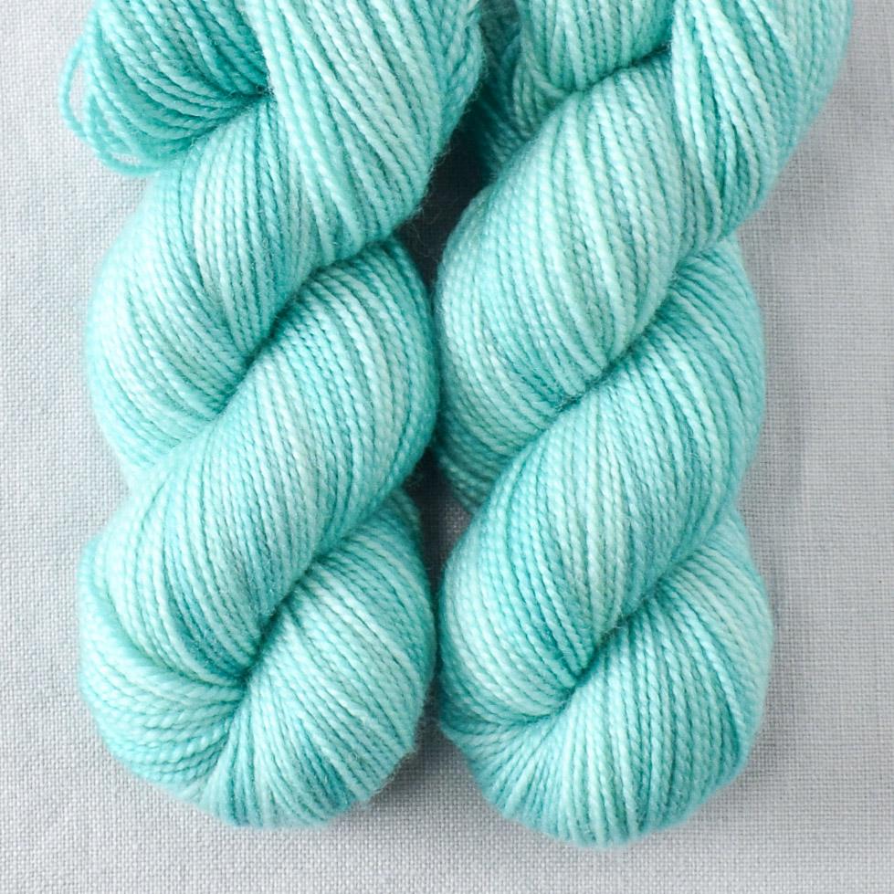 Jade Vine - Miss Babs Yummy 2-Ply Toes superwash Merino wool yarn