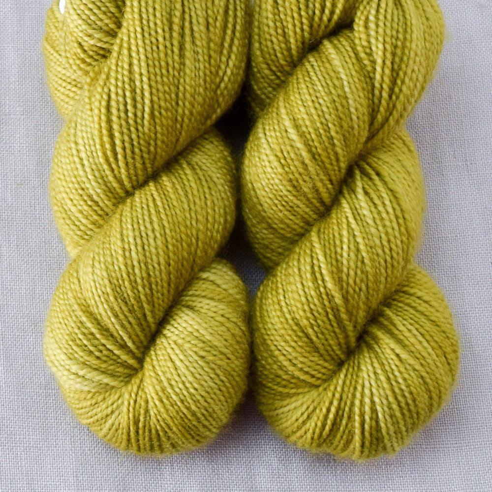 Makrut Lime - Miss Babs Yummy 2-Ply Toes superwash Merino wool yarn