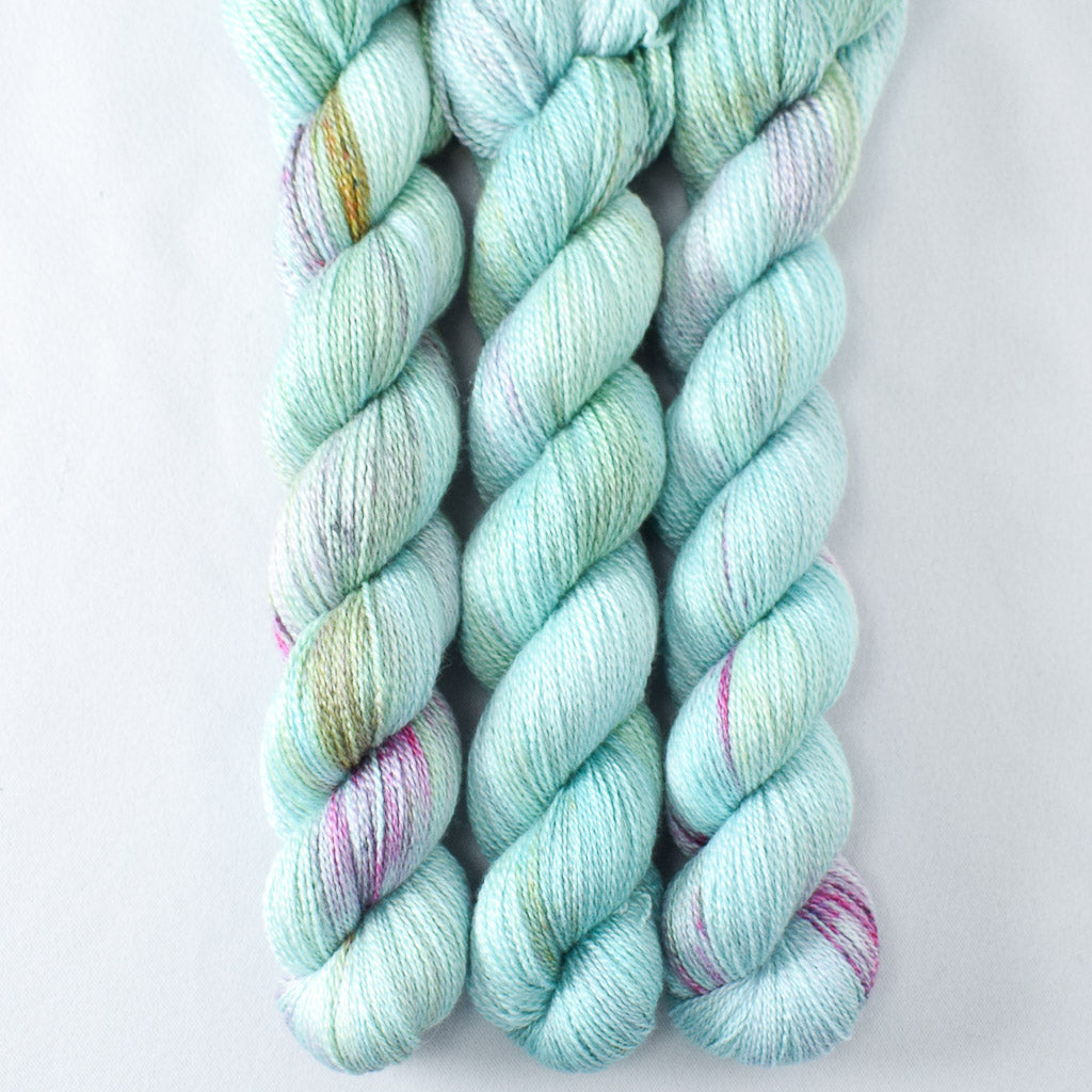 Kitesurfing - Miss Babs Yet yarn