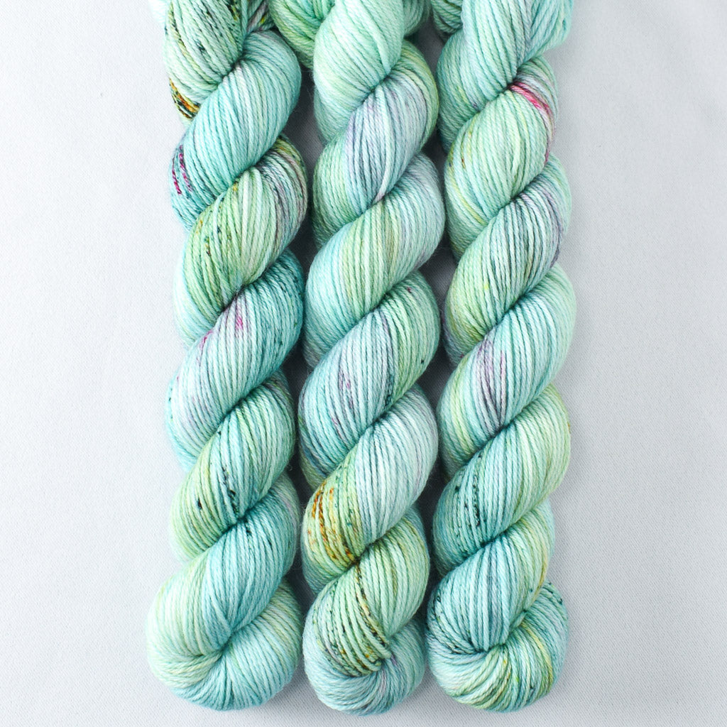 Kitesurfing - Miss Babs Yowza Mini superwash Merino wool yarn